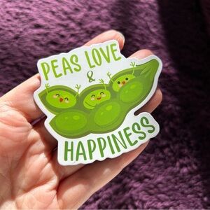 Punny, Funny, Pea Pod “PEAS LOVE & HAPPINESS” Magnet, White, Green